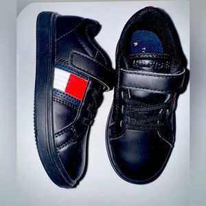 Tommy Hilfiger size 8T shoes